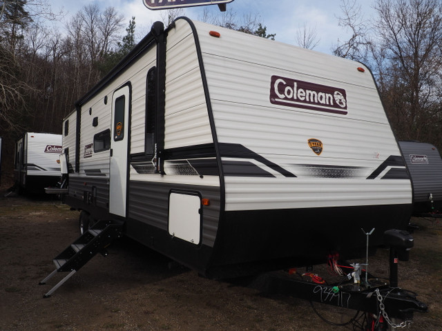 Coleman 295QB - sold at cost - Bunk House - OUTSIDE KITCHEN  in Travel Trailers & Campers in Kitchener / Waterloo