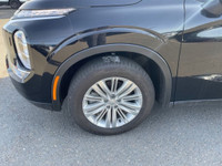 Recent Arrival! 2024 Mitsubishi Outlander Black CVT 2.5L 4-Cylinder DOHC At our Ford dealership, we... (image 1)