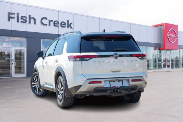 2024 Nissan Pathfinder Platinum | One Owner | No Accidents in Cars & Trucks in Calgary - Image 4