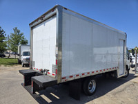 2018 Hino 195 - 18Ft Box x 96 Wide x 86 High. ONLY 175,000km. FULL SERVICE LONG TERM LEASE/RENTAL RE... (image 5)