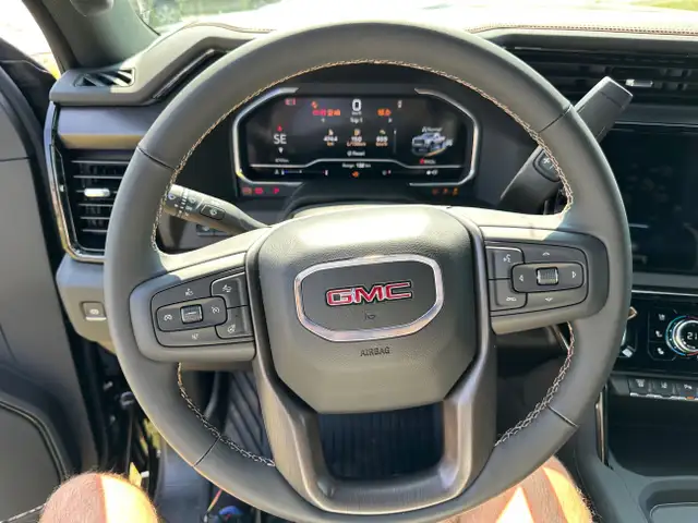2025 GMC Sierra 2500HD AT4 in Cars & Trucks in Markham / York Region - Image 14