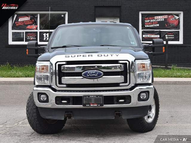 2016 Ford Super Duty F-250 SRW 4X4 Crew Cab 156" XLT | 6.2L V8 | in Cars & Trucks in City of Toronto - Image 2