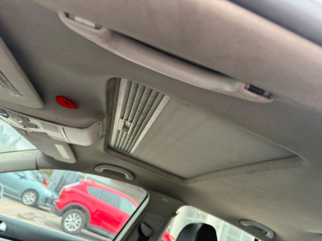 2006 Volkswagen Jetta TDI DIESEL | 5 SPEED MANUAL | VERY FUEL... in Cars & Trucks in London - Image 4