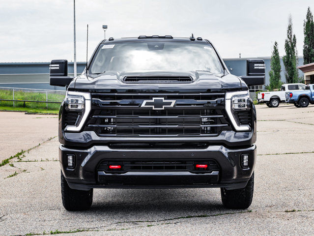 2025 Chevrolet Silverado 3500HD LTZ in Cars & Trucks in Strathcona County - Image 3
