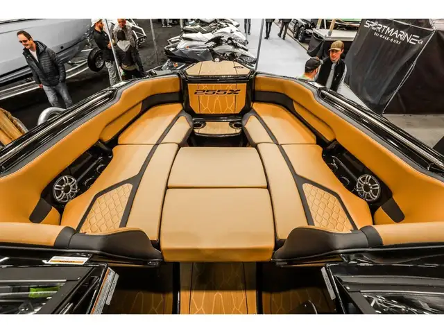 2025 Yamaha 255XD in Powerboats & Motorboats in Québec City - Image 12
