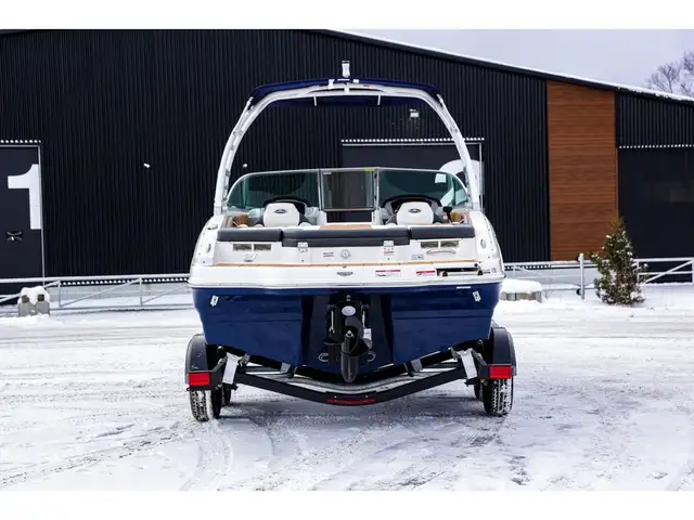 2025 Chaparral 21 SSI in Powerboats & Motorboats in Québec City - Image 10