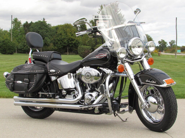 2006 Harley-Davidson FLSTC Heritage Softail Classic Vance and Hi in Street, Cruisers & Choppers in Leamington - Image 2