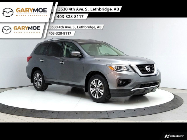 2017 Nissan Pathfinder in Cars & Trucks in Lethbridge
