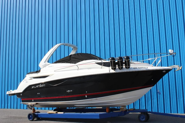 2013 LARSON CABRIO 265 in Powerboats & Motorboats in Longueuil / South Shore - Image 2