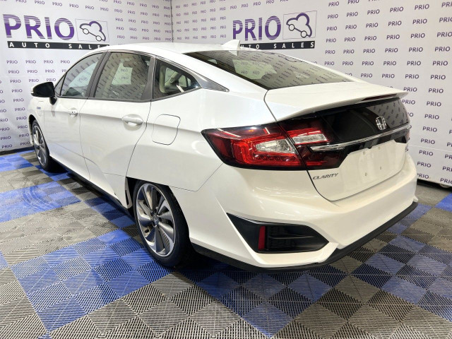 2020 Honda Clarity Plug-In Hybrid in Cars & Trucks in Ottawa - Image 3