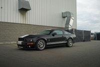 Collector-grade and barely broken in, this 2007 Ford Shelby Mustang GT500 shows only 5,200 km. Power... (image 5)