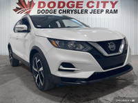 This Nissan Qashqai delivers a Regular Unleaded I-4 2.0 L/122 engine powering this Variable transmis... (image 7)