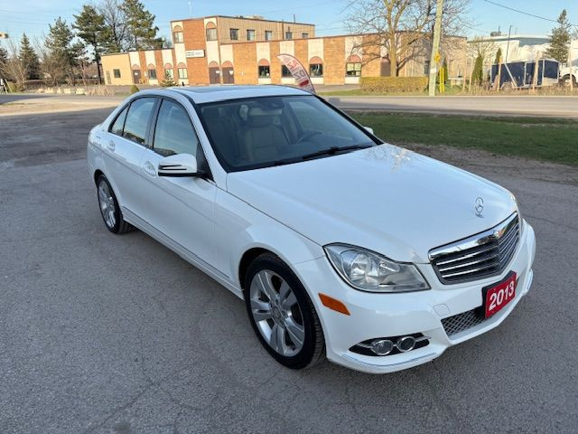 2013 Mercedes-Benz C-Class C 300 in Cars & Trucks in Mississauga / Peel Region - Image 3