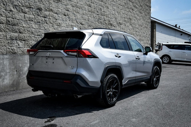 2022 Toyota RAV4 XLE • SUNROOF • POWER LIFTGATE • HEATED SEATS in Cars & Trucks in Cornwall - Image 3