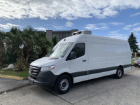 2019 Mercedes Zanotti Reefer 170in.wb Extended Zanotti Z380S-F Freezer Partition Plug-in Power Paddl... (image 4)