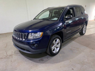 2013 Jeep Compass 2013 Jeep Compass Sport 4WD 4 CYLINDRES
