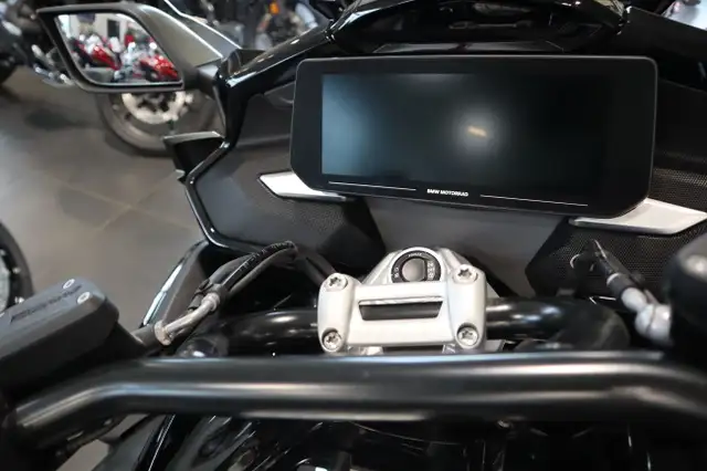 2022 BMW K 1600B Manhattan Metallic Matte  in Street, Cruisers & Choppers in Edmonton - Image 5