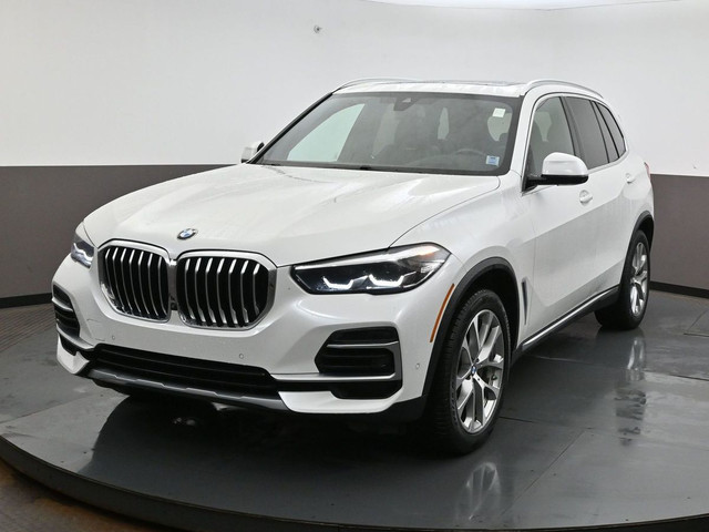 2022 BMW X5 40i x-DRIVE Premium Essential Package | Panoramic Ro in Cars & Trucks in City of Halifax - Image 3