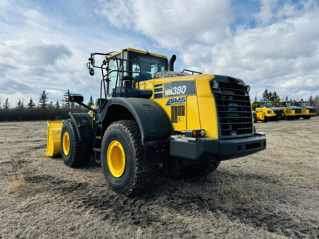 2016 Komatsu WA380-7 LOADER in Heavy Equipment in Calgary - Image 3