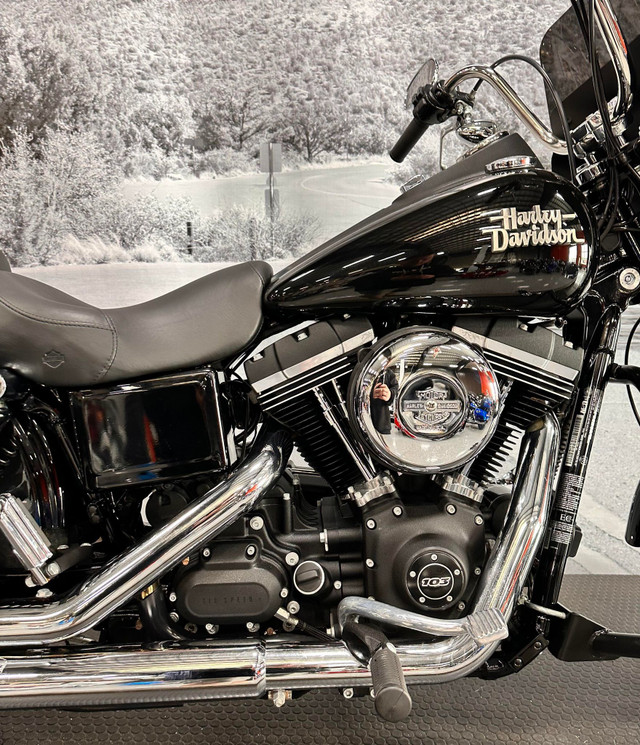 2017 HARLEY DAVIDSON STREET BOB . in Street, Cruisers & Choppers in Moncton - Image 3