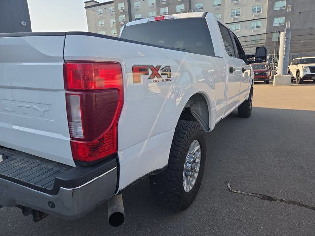 2022 Ford Super Duty F-250 SRW XLT | 6.2L | CREW CAB | SHORT in Cars & Trucks in Calgary - Image 4