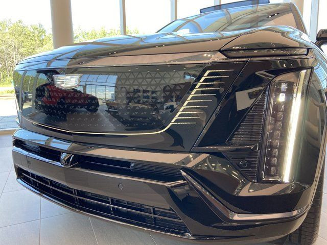 2026 Cadillac VISTIQ Sport in Cars & Trucks in Calgary - Image 3