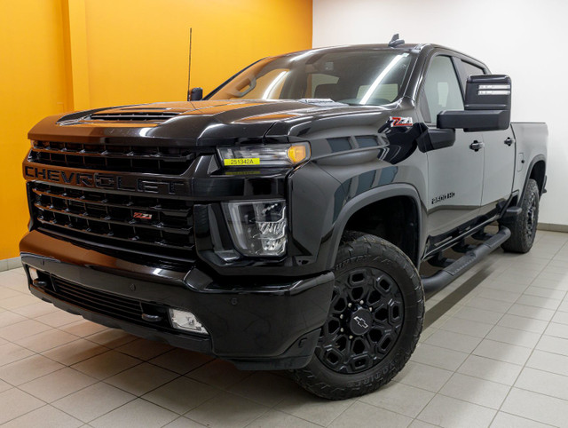 2022 Chevrolet Silverado 2500HD LT Z71 CREW 4X4 V8 DIESEL *TOIT* in Cars & Trucks in Laurentides