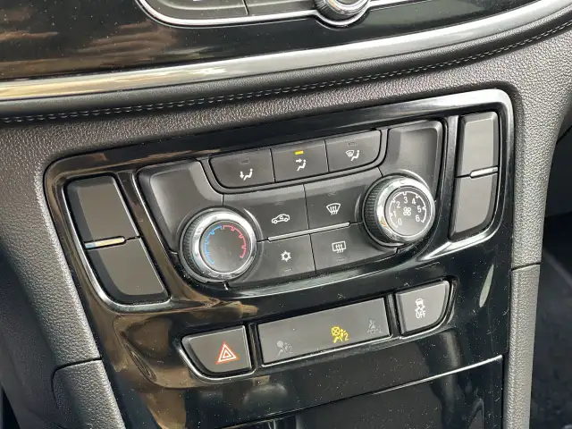 2018 Buick Encore Preferred Awd 4X4 / Carplay et Android / Camer in Cars & Trucks in City of Montréal - Image 27