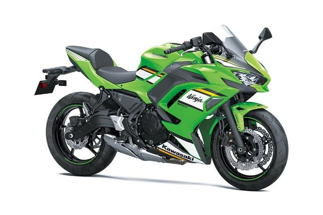 2025 KAWASAKI Ninja 650 KRT dans Motos sport  à Ouest de l’Île - Image 2