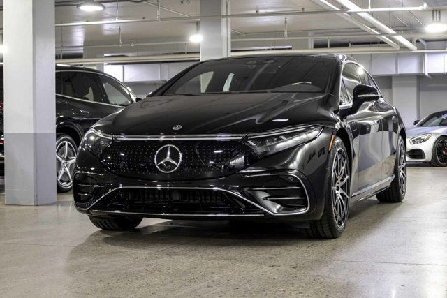 2023 Mercedes-Benz EQS EQS 580 4MATIC Sedan in Cars & Trucks in Edmonton - Image 4