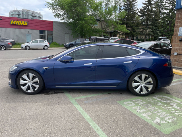 2020 Tesla Model S Long Range Plus 647 km Range (EPA) in Cars & Trucks in Calgary - Image 2