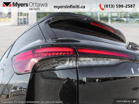 Cooled Seats, Massage Seats, HUD, Tow Equipment, Navigation! Crossover capability doesn't come at th... (image 9)