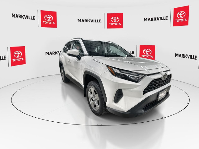2023 Toyota RAV4 XLE CARPLAY & ANDROID AUTO | PUSH START | PO... in Cars & Trucks in Markham / York Region - Image 2