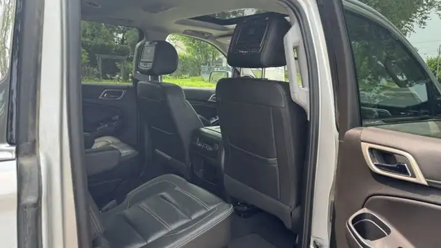 2019 GMC Yukon XL Denali in Cars & Trucks in Laval / North Shore - Image 16