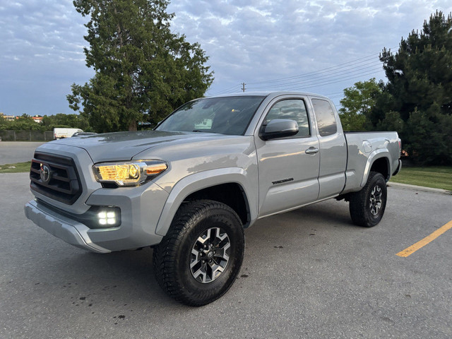 2020 Toyota Tacoma 4x4 Double Cab Automatic in Cars & Trucks in City of Toronto - Image 3