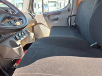 Ryder Stock ID: 685543 Transmission Type/Speed: AUTO 6 Engine: DIESEL B6.7 '17 280/2400 Horse Power:... (image 8)