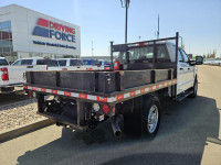 2023 Ford Super Duty F-350 SRW XL 4WD Crew Cab 8ft Deck, 6.8L V8 Gas, XL Chrome Package, Keyless Ent... (image 4)