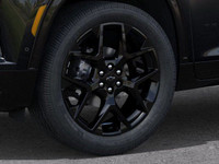 Assert your presence on the Calgary roads with the 2025 Chevrolet Traverse RS, cloaked in a sleek Mo... (image 8)
