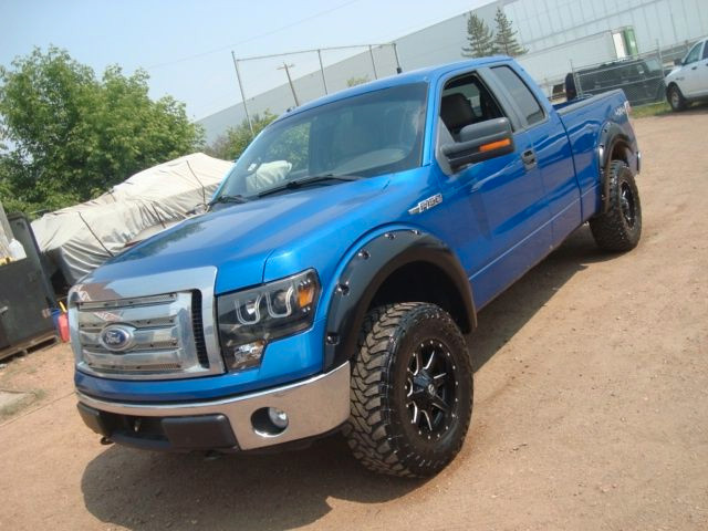 2010 Ford F-150 SUPER CAB 4X4 XLT in Cars & Trucks in Edmonton