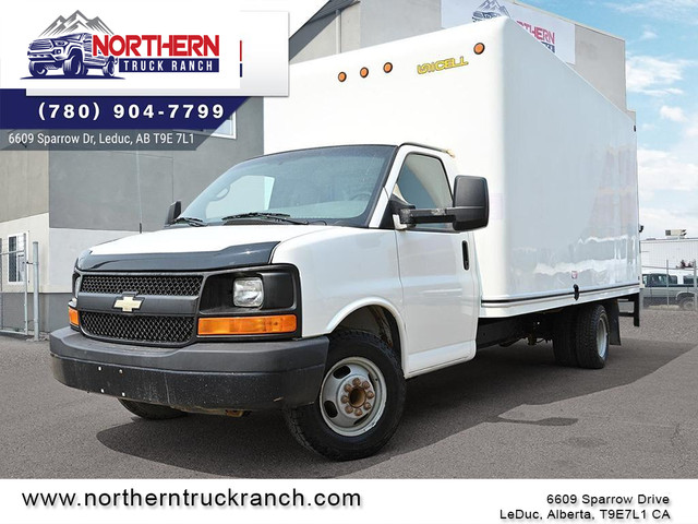 2015 Chevrolet Express Cutaway 3500 1WT CUBE VAN / BOX TRUCK... in Cars & Trucks in Edmonton