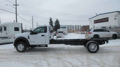 2019 Ford F-550 XLT REG CAB CAB & CHASSIS