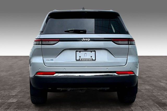 2022 Jeep Grand Cherokee 4xe in Cars & Trucks in Edmonton - Image 4