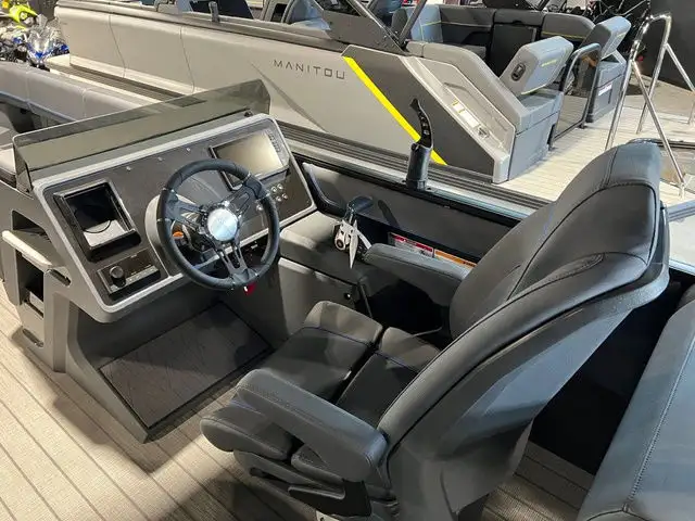 2024 Manitou Explore 24 Switchback With Trifold Bench Single En in Powerboats & Motorboats in Saskatoon - Image 13