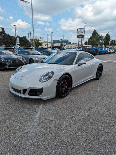 2019 Porsche 911 Carrera GTS