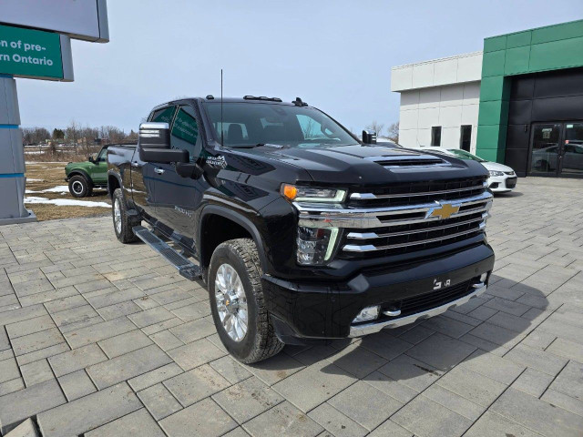 2023 Chevrolet Silverado 2500HD in Cars & Trucks in Ottawa - Image 3
