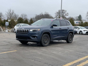 2019 Jeep Cherokee North 4X4, Tow Pkg, Heated Steering + Seats, Nav, BSM, CarPlay + Android, Rear Camera, Power Seat