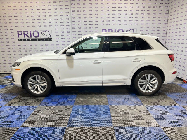 2020 Audi Q5 in Cars & Trucks in Ottawa - Image 2