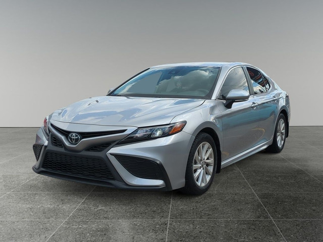 2024 Toyota Camry SE Backup Camera Heated Seats Bluetooth in Cars & Trucks in Calgary
