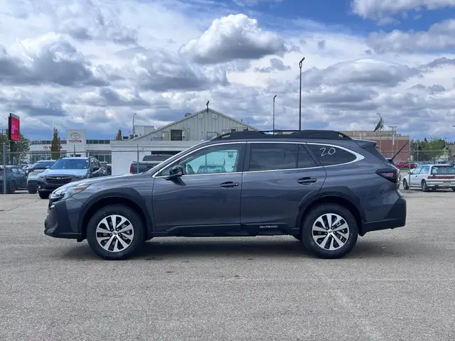2025 Subaru Outback Touring - Sunroof - Heated Seats in Cars & Trucks in Edmonton - Image 8
