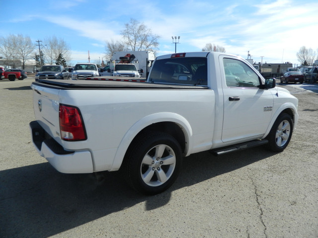 2013 Ram 1500 SHORT BOX 2WD /VERY CLEAN UNIT INSIDE & OUT in Cars & Trucks in Edmonton - Image 4
